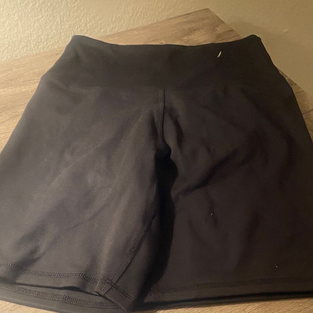 Zobha Women's Black Bike Shorts